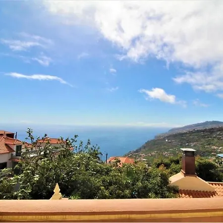Charm Penthouse Ocean View 칼례타