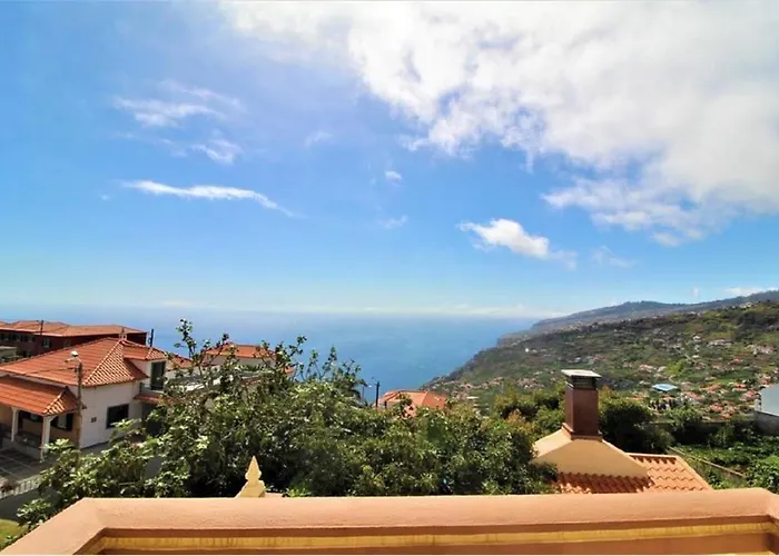 Charm Penthouse Ocean View Calheta (Madeira)